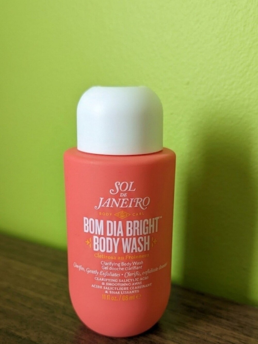 Sol de Janeiro Bom Dia Bright Body Wash - Coral Pink & White